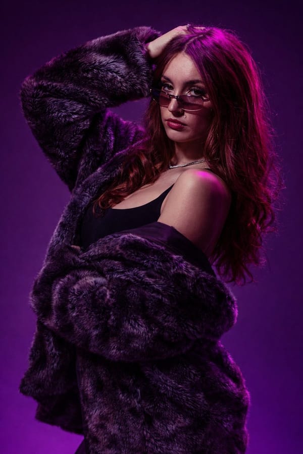 studio fashion portrait photography prompt preview