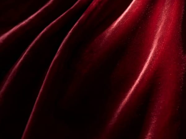 cinematic quality, eliminate studio feel, natural skin texture, 8k resolution. 0-2s: [Frame 1]…