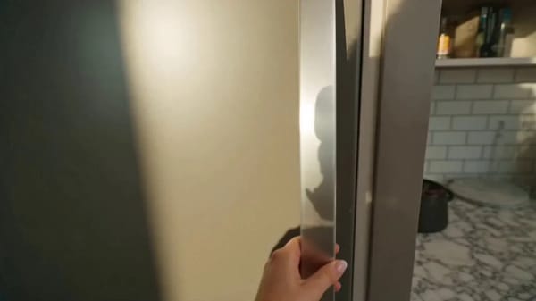 **Style:** Realistic, lifestyle, cinematic UGC prompt example