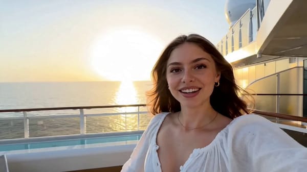 Good morning from the middle of the ocean. prompt preview